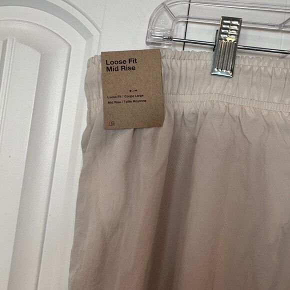 Nike Tan Loose Fit Mid Rise Windbreaker Crops Size 1X - Picture 8 of 11